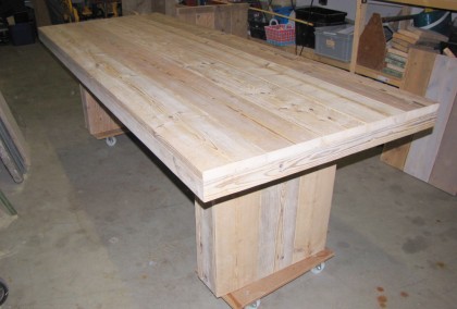 Tafel van Steigerhout